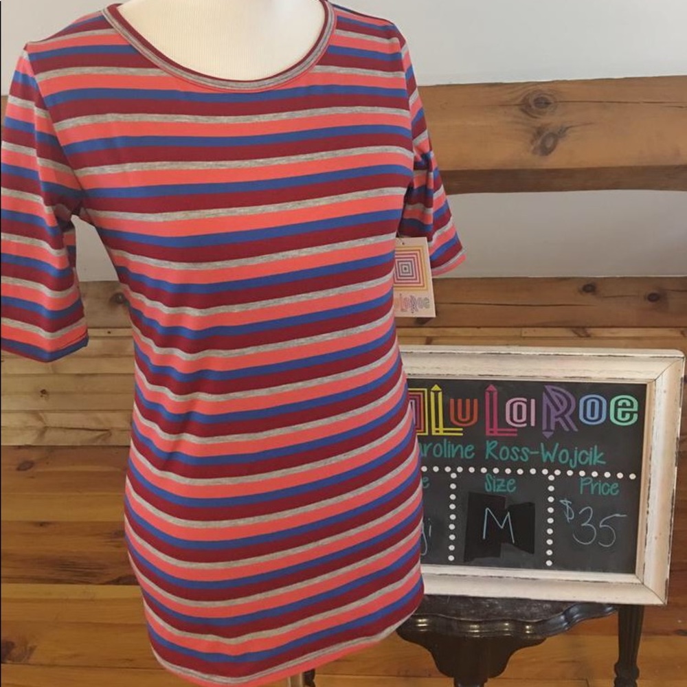 NWT Medium Gigi Top